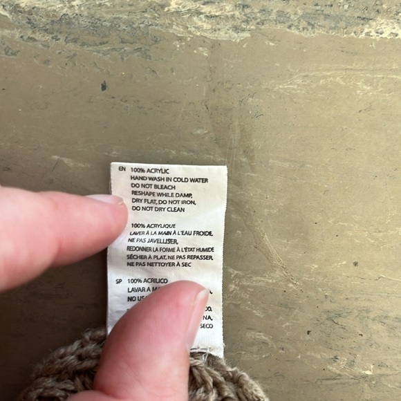 RDI Brown Knit Sweater Size Medium - Picture 5 of 5